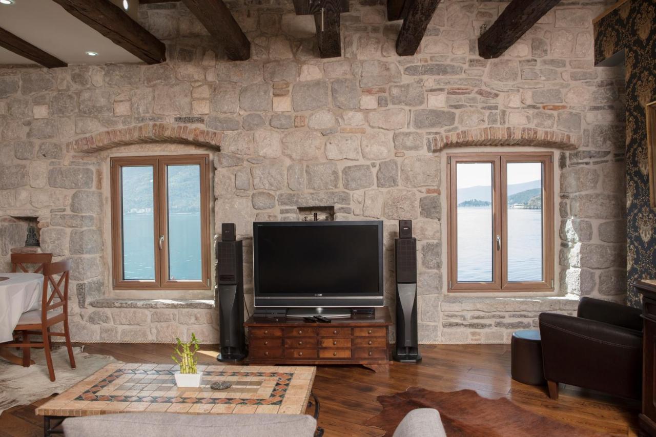 Kazerma Apartment Perast Luaran gambar